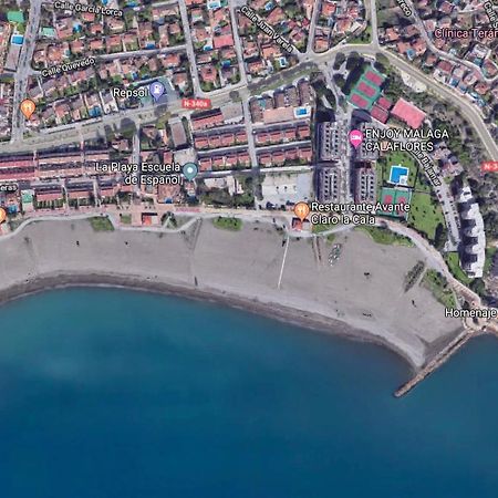 Playa La Cala In Front Of The Beach Free Parking Malaga Zewnętrze zdjęcie